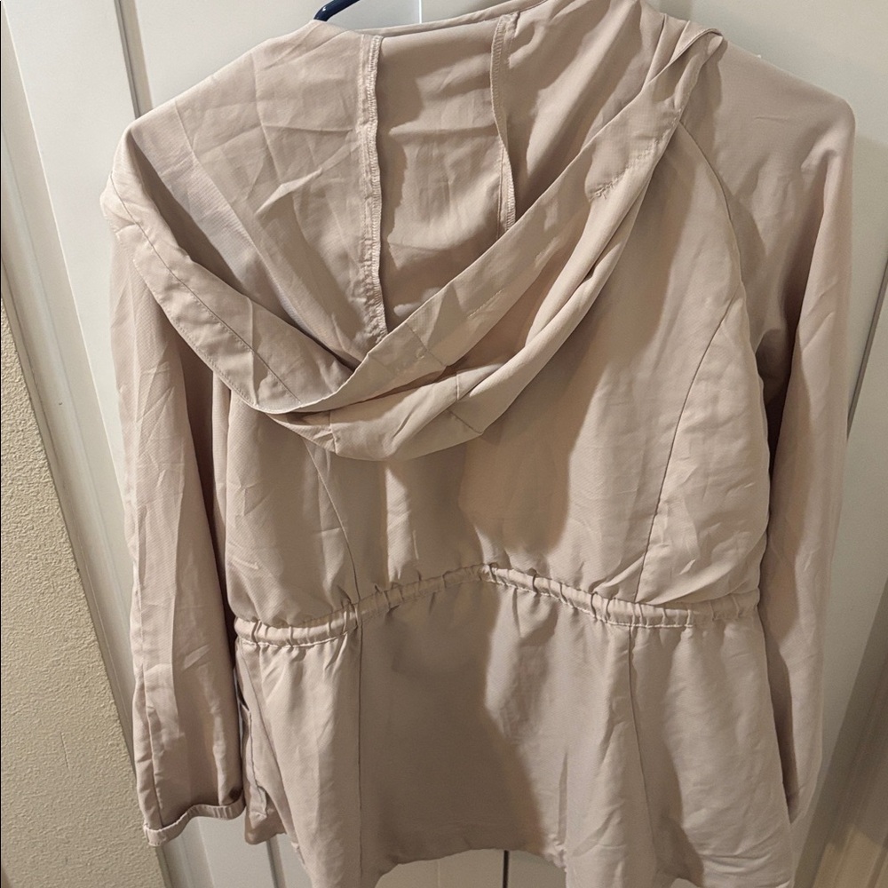 Muse Lightweight Trench Jacket - Picture 7 of 7